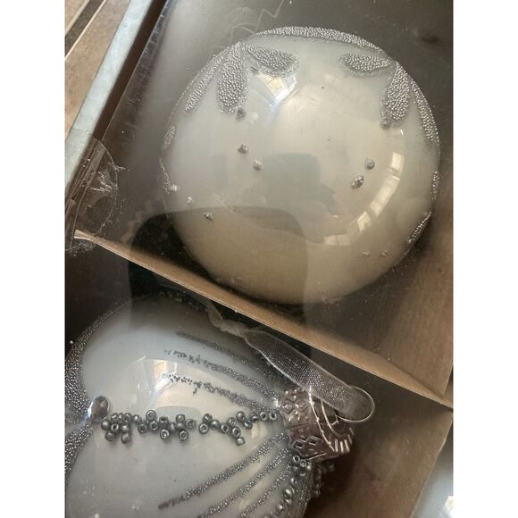 NIB Tinsel & Fir Set Of 4 Glass Ornament Christmas Decoration - Picture 4 of 4